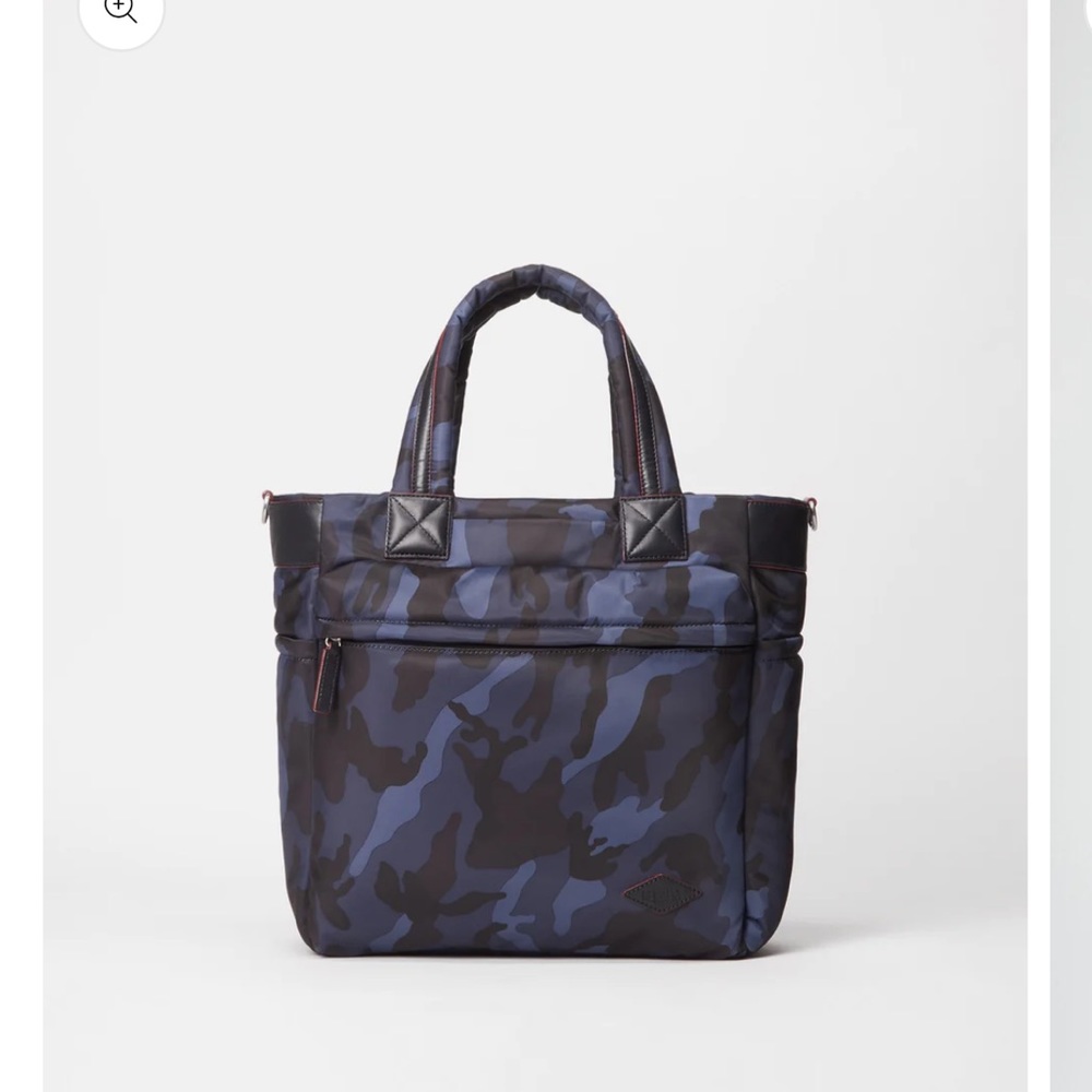 MZ Wallace Dark Blue Camo Bedford
Air Bleecker Tote